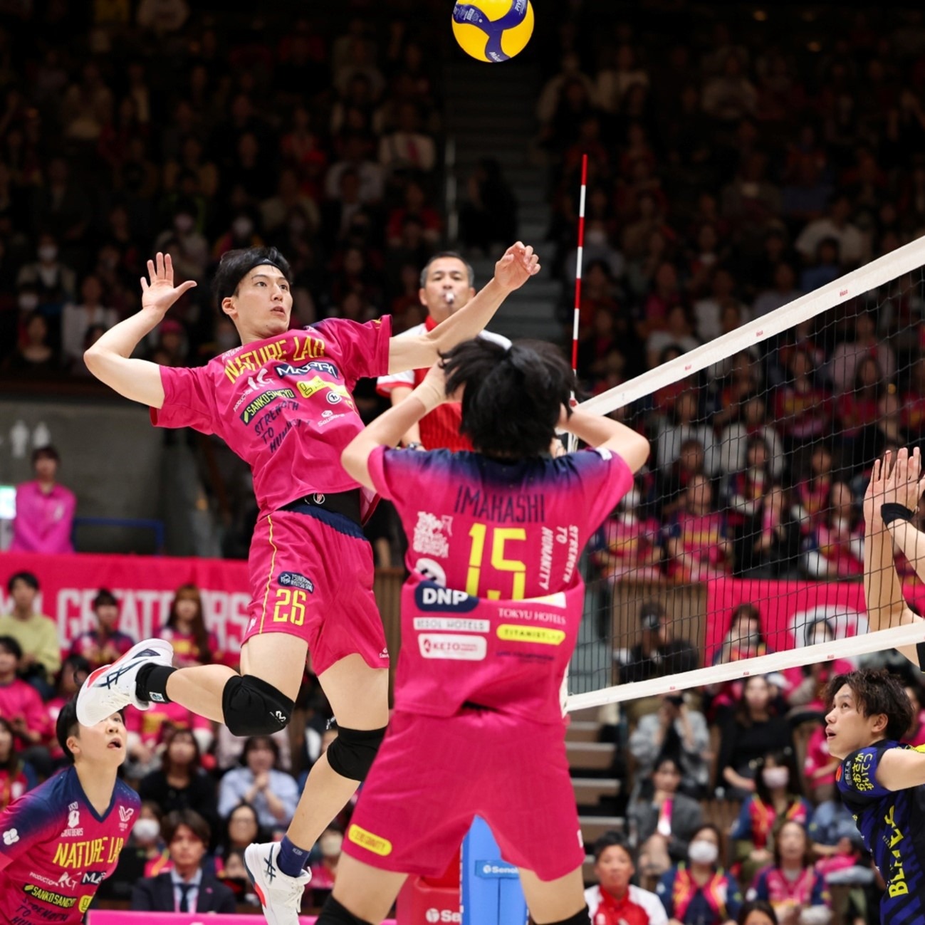 逐渐复苏！班凯罗低开高走贡献18分7篮板4助攻